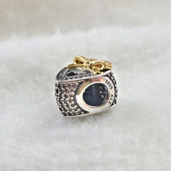 CLEARANCE!! Pandora Wedding Day Charm Just Married 14k Gold - Picture 3 of 4